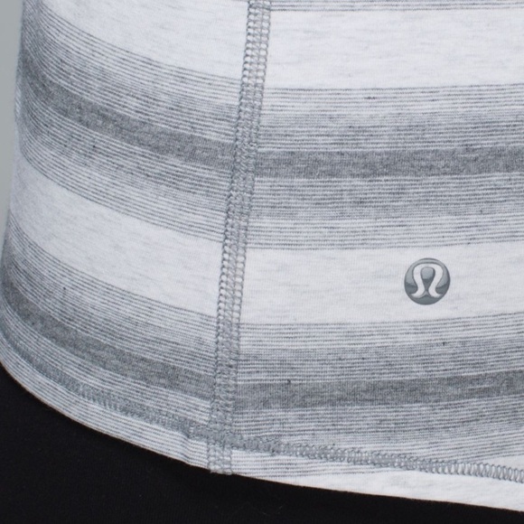 Lululemon Find Your Zen Tank Capilano Stripe Heather White Grey Fits Like Large - Picture 6 of 6